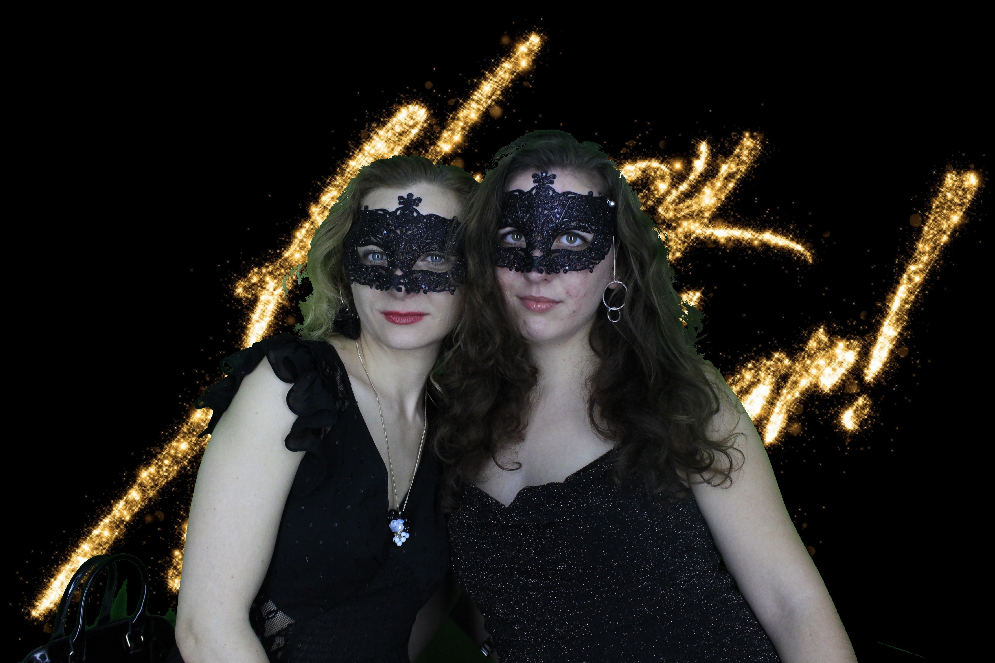 New Years Eve Party Silvermere | View more photos from the event at gallery.myphotoboothexperience.co.uk/u/MyPhotoBoothExperienceLtd/New-Years-Eve-Party-Silvermere